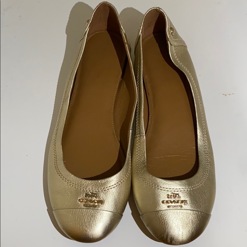 Coach flats